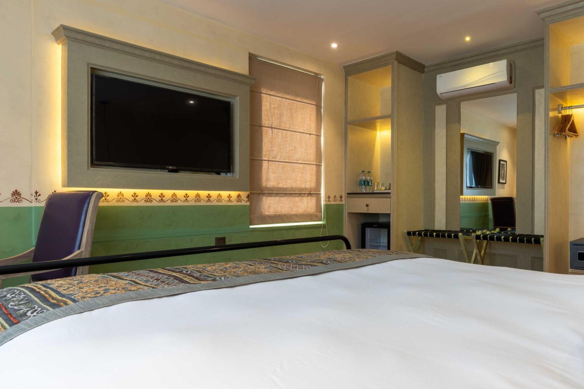Seto Ghar Hotel Катманду Екстериор снимка